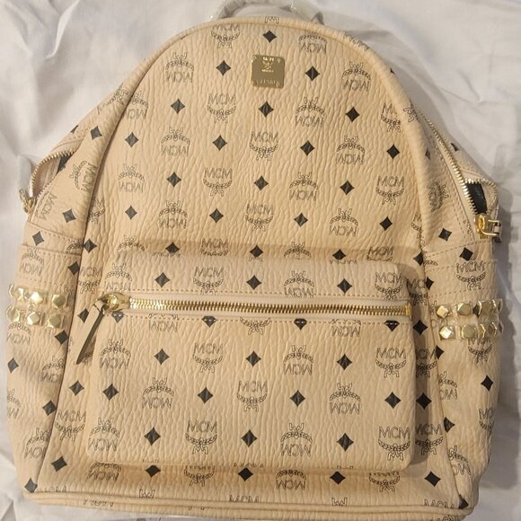 NWT MCM Medium Visetos Side-Stud Backpack - Picture 1 of 8